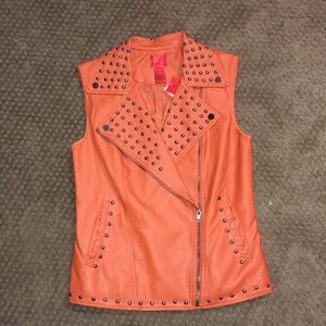 A Christina V vest